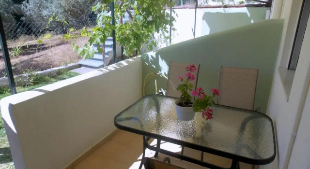 Трёхместная студия Standard Nikos Apartments