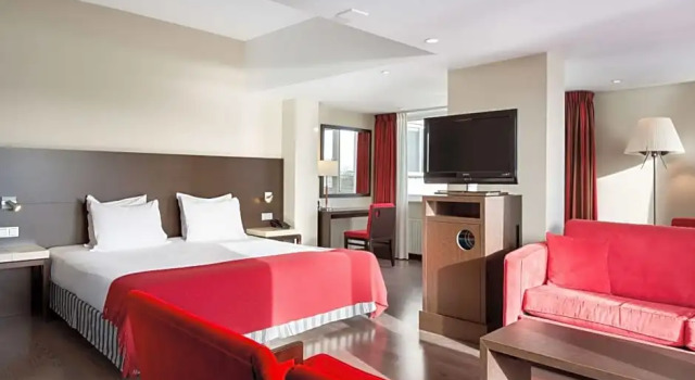 Полулюкс с балконом Nh Rijnhotel