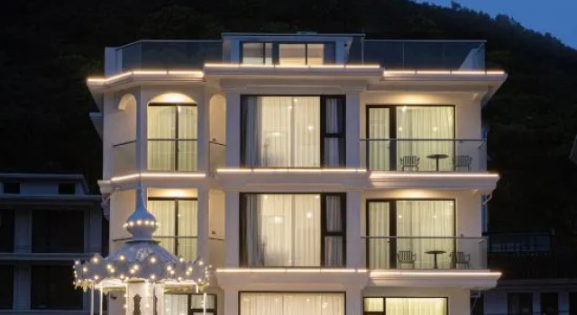 Early summer Lihaijing Smart Homestay (Zhangzhou Village Store), Prenota Hotel Hotel a Zhoushan con piscina, Piscina