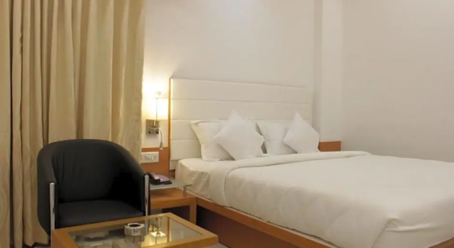 Номер Deluxe Hotel Ashray Inn