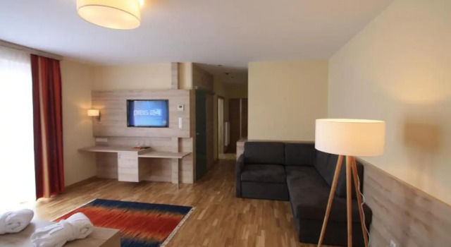 Полулюкс с балконом Hotel Schachenwald I Sauna I Aussenpool I Parkplatz
