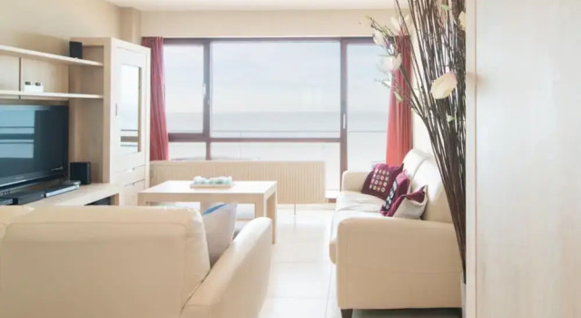 Апартаменты Posh Apartment With Racecourse View
