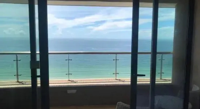 Hailing Island Neptune Sea View Hotel (Poly Shili Yintan Branch), Забронировать Отель Отели Hailing с парковкой, Парковка