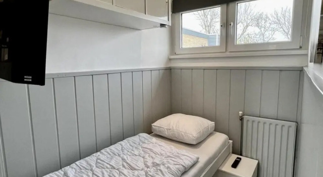 Beautiful bungalow in North Holland, Забронировать Дом для отпуска Синт-Мартенсзе Kop van Noord-Holland