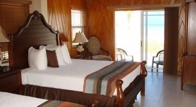 Swains Cay Lodge, Prenota Resort Mangrove Cay 