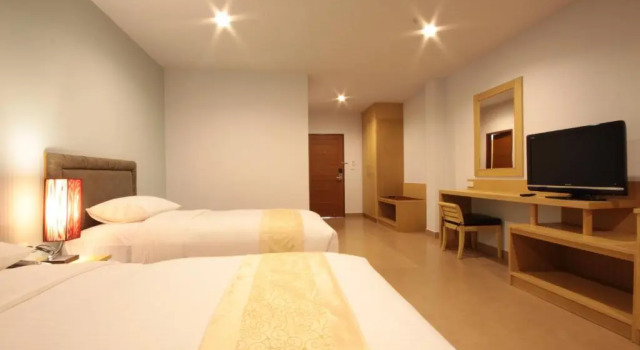 Двухместный номер Deluxe с видом на бассейн Paragon Suites Resort