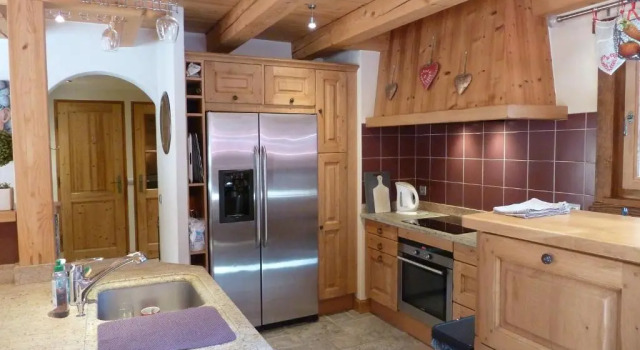 Chalet KIDOU, Grand Confort, nouveau SPA extérieur, Забронировать Шале Виллы Овернь-Рона-Альпы, Вилла