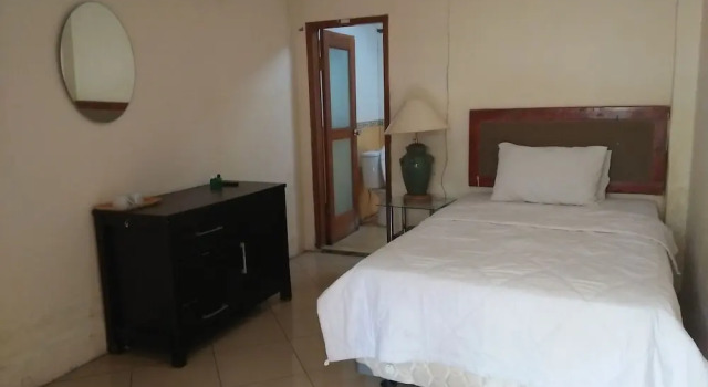 Номер Standard Hotel Alamanda Garut
