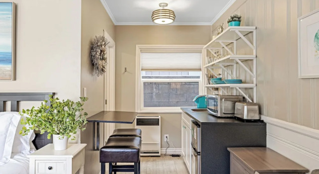 Студия The Edgewater Condos by AvantStay