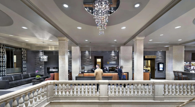 One King West Hotel & Residence