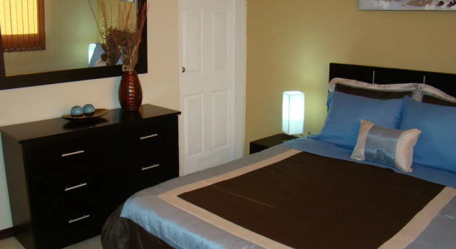 Vacation Rentals Costa Rica, Boek Hotel Birri Heredia