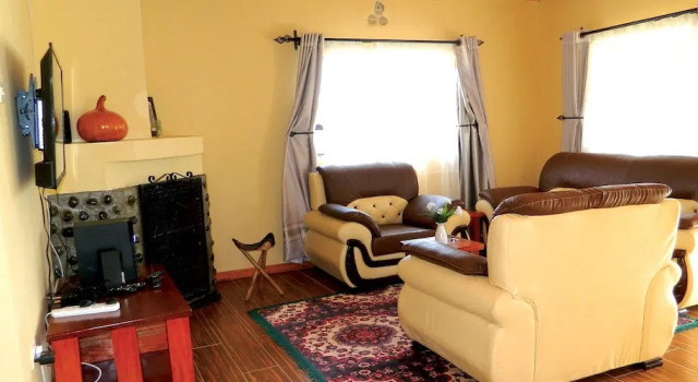 Mount Kenya Ecocamp & Villas, Rezervovat Hotel Mount Kenya National Park Eastern Province