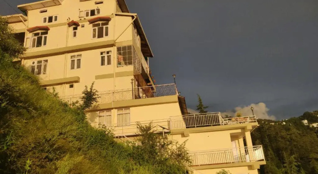Vatsalyam Home Stay, Забронировать Отель Шимла Shimla and Surroundings