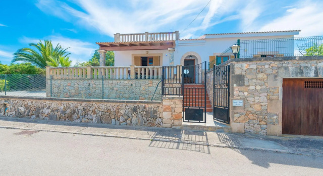 BARCELO-DANUS - Chalet for 6 people in Porto Colom.