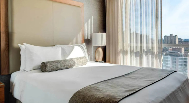 Carmana Hotel & Suites, Забронировать Отель Уэст-Энд Ванкувер, рядом с Торговый центр Остров Гранвиль