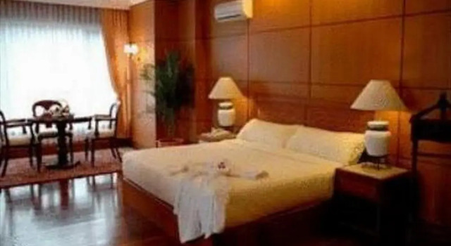 Suite Deluxe Royal Senyiur Hotel