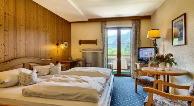 Hotel Georgenhof, Varaa Hotelli Hotellit Baijeri pysäköinnillä, Pysäköinti