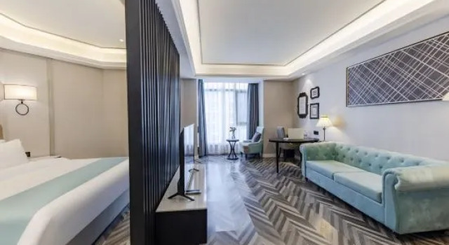 Люкс Deluxe Holiday Inn Zanshuo (Mianyang West Lendu Branch)