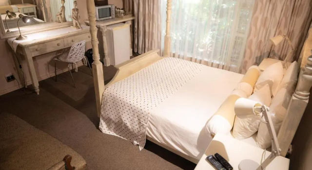 Коттедж Deluxe Landa Guesthouse & self catering