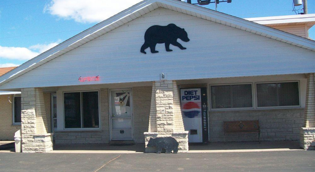 Black Bear Motel, Reserva ahora Motel Cameron 