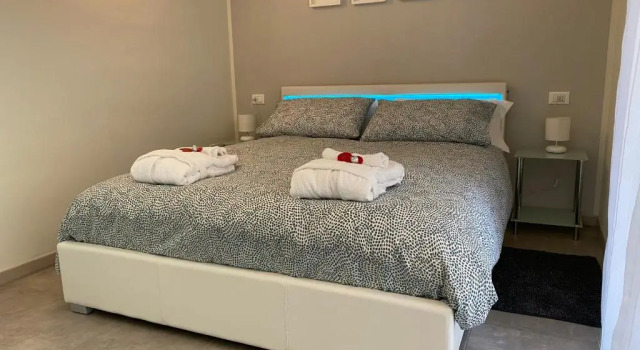 Villa Nina - Apartments & Relax, Prenota Appartamento Hotel a Veneto con piscina, Piscina