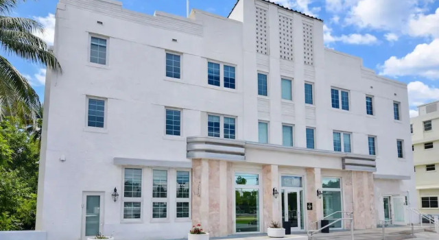 Amazing 2BR2BA Miami Beach, Забронировать Апартаменты/квартира Майами-Бич Miami Metropolitan Area, рядом с Музей искусств Басс