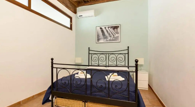 Domus Florea, Prenota Hotel Piazza Navona Roma