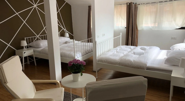 Апартаменты Central Antique Apartments
