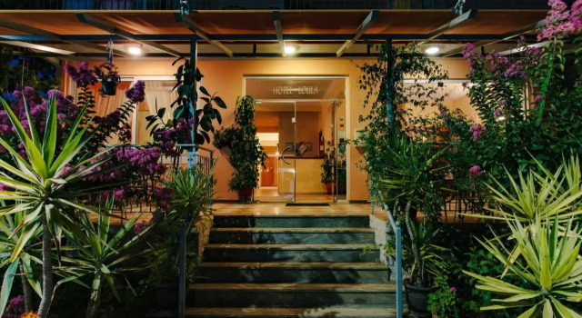 Hotel Loula, Book Hotel Molos-Agios Konstantinos Central Greece