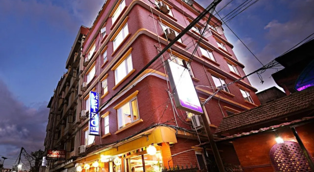 Hotel Livin Kathmandu, Забронировать Отель Отели Катманду с завтраком, рядом с Garden of Dreams, Завтраки