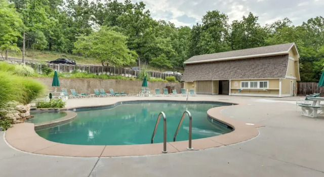 Pools, Water Park! Margaritaville Resort Home, Забронировать Курортный отель Курортные отели Осейдж-Бич, рядом с Ozark Distillery and Brewery, Курортный отель
