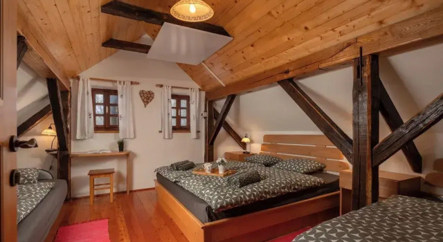Authentic Wooden House Sleme, Book Hotel 4-stjernede hoteller i Posavje, 4*