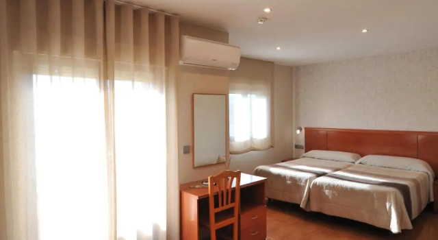 Семейный номер Standard Hotel Ciudad de Plasencia