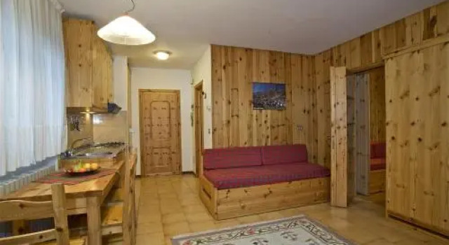 Residence Raffaella, Забронировать Отель Санта-Катерина-ди-Вальфурва Альта Вальтеллина