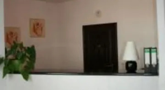 Pension Maximum, Prenota Hotel Lichtenberg Berlino, vicino a Rockhaus Berlin