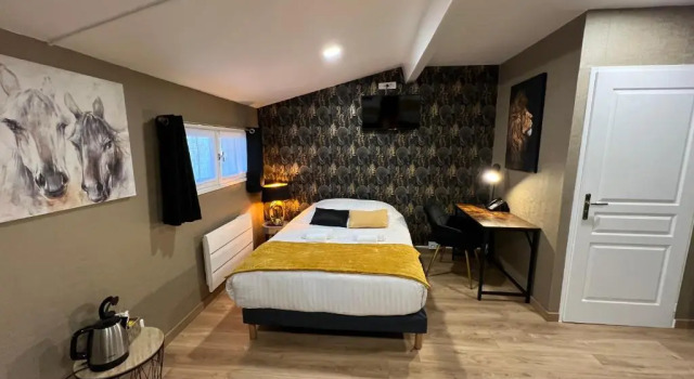 Hotel De La Croisee, Rezervovat Hotel Poncin Bugey