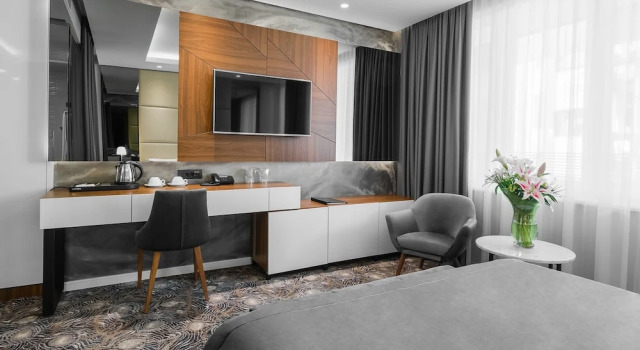 Двухместный номер Standard с балконом Sky Hotel