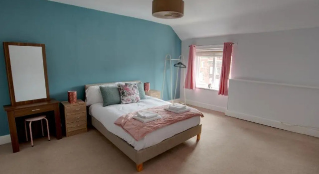 Market View, 1 bedroom unit in the heart of Leek, Book Hotel Hoteller i Leek med parkering, Parkering
