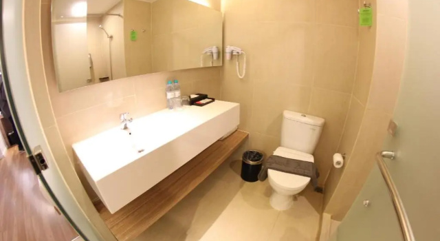 Двухместный номер Deluxe Grand Zuri Malioboro