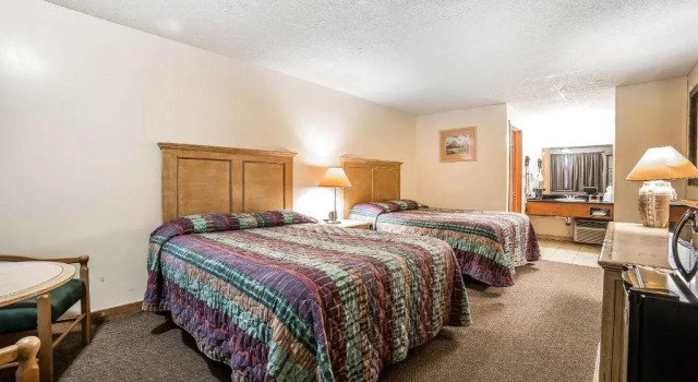 Номер Superior Econo Lodge Inn & Suites Kalispell - Glacier National Park Gateway