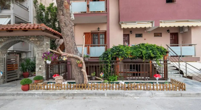 Студия Stavros House