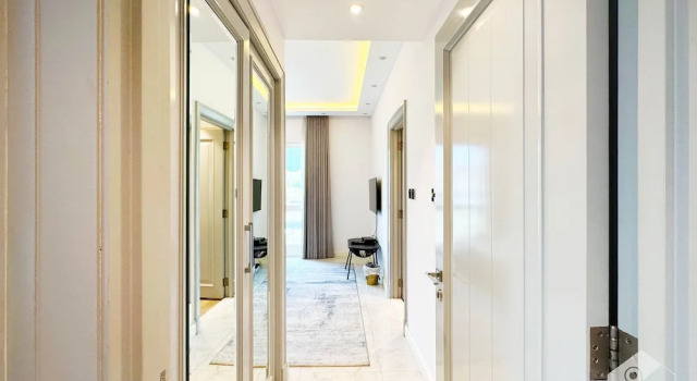 Luxurious Apartment With Iconic Burj View, Забронировать Апартаменты/квартира Даунтаун Дубай , рядом с Дубайский аквариум