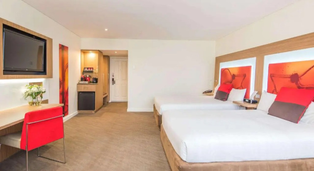 Четырёхместный номер Superior Novotel Sydney West HQ