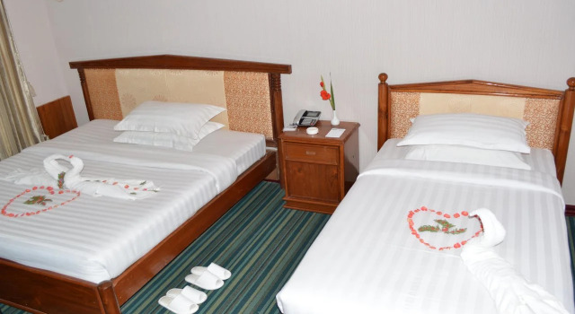The Prince Hotel Mandalay, Book Hotel Hoteller i Mandalay med morgenmad, nær Mahamuni Buddha Temple, Morgenmad