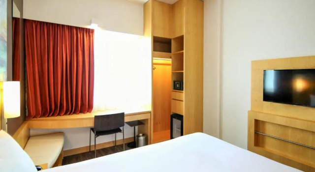 Двухместный номер Premium ibis Dubai One Central