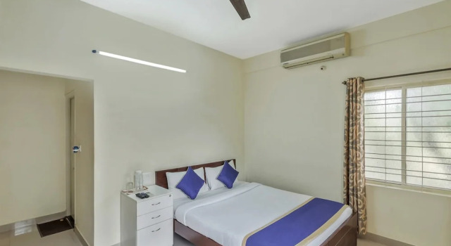 Hotel Home Comforts by OYO Rooms, Rezervovat Hotel Jālahalli Bangalore