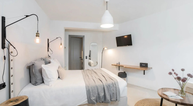 Chora Kythnos Suites adults only, Book Hotel Hotels in Kythnos with Breakfast, Breakfasts