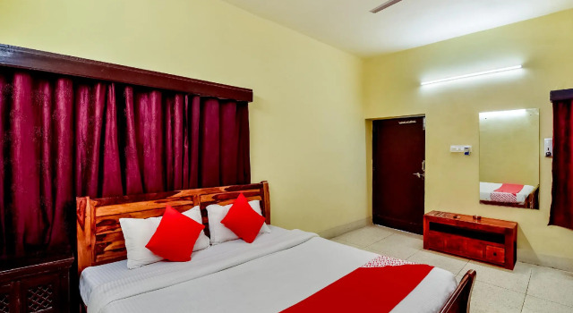 OYO 71377 Srb Homestay, Забронировать Отель Отели штата Раджастхана с парковкой, Парковка