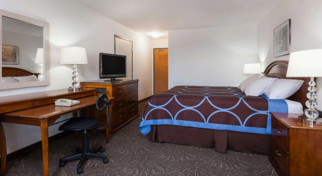 Days Inn by Wyndham Taber, Varaa Mini-hotelli Hotellit Southern Alberta pysäköinnillä, Pysäköinti