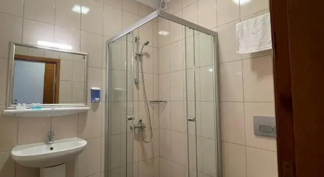 Трёхместный номер Standard с балконом и с видом на бассейн Cunda Basel hotel